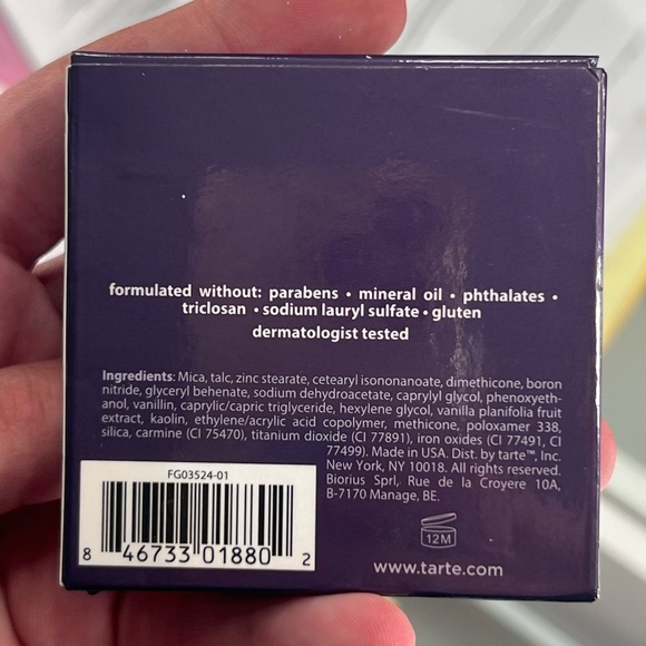 Tarte: Amazonian Clay 12 Hour Highlighter (Sparkler) - Picture 3 of 4